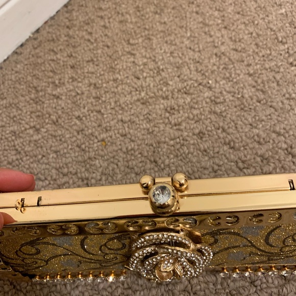 Brand new women’s fancy Golden Metal part clutch - Picture 3 of 7